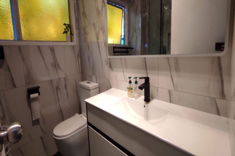 Photo of property in 53 Terra Nova Street, Glen Eden, Auckland, 0602