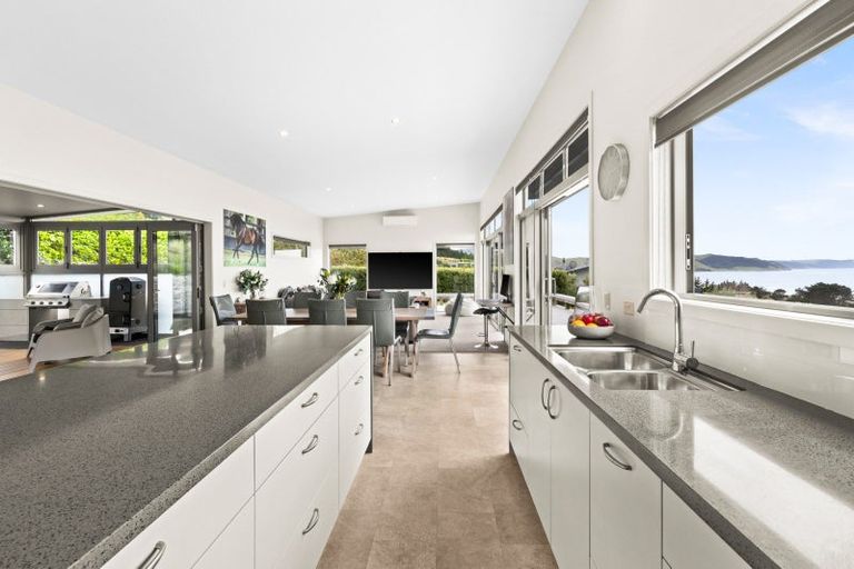 Photo of property in 15 Lightning Ridge View, Waimarama, 4294