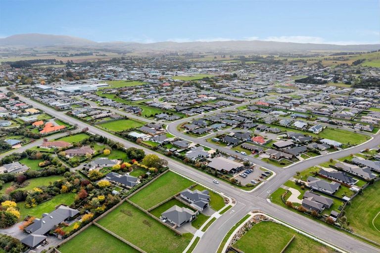 Photo of property in 4 Benn Street, Amberley, 7481