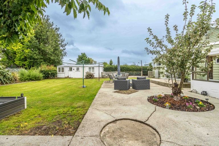 Photo of property in 17 Halton Street, East Gore, Gore, 9710