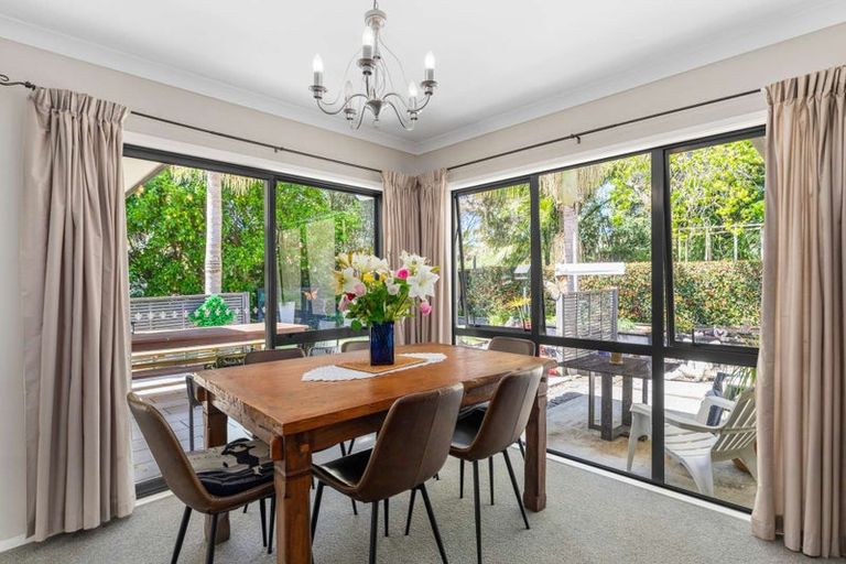 Photo of property in 12 Rangiwhea Road, Waiuku, 2123