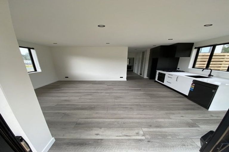 Photo of property in 17 Endurance Rise, Orewa, 0931