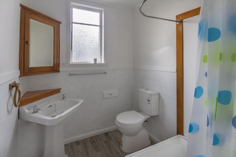 Photo of property in 57 Test Street, South Hill, Oamaru, 9400