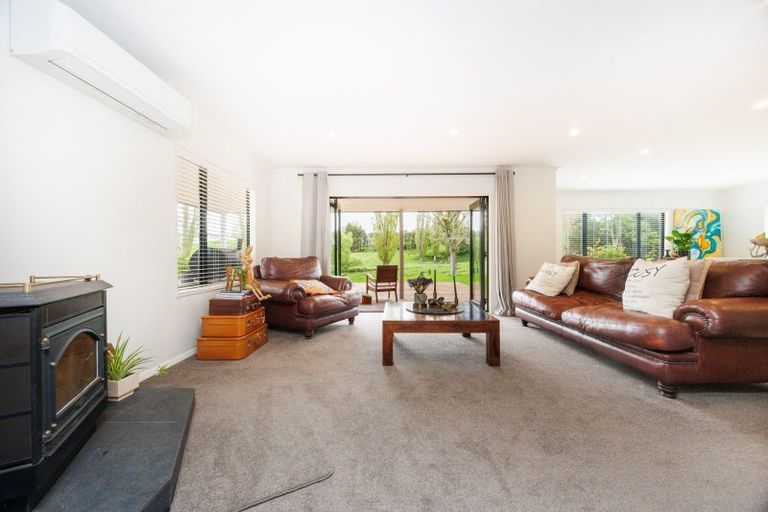Photo of property in 31 Kahuterawa Road, Linton, Palmerston North, 4472