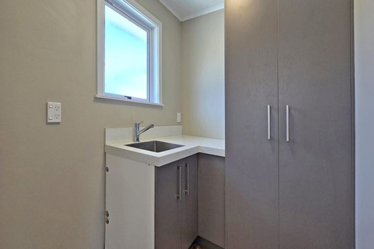 Photo of property in 132 Gloucester Street, Taradale, Napier, 4112