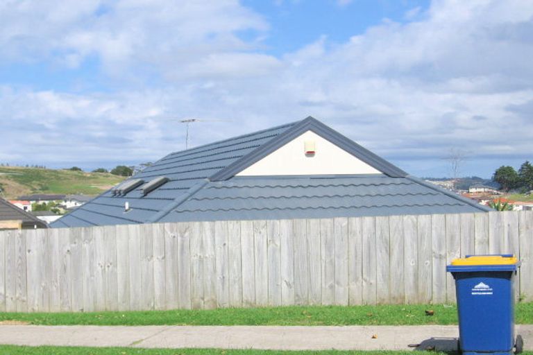 Photo of property in 720/12 Northcross Drive, Oteha, Auckland, 0632