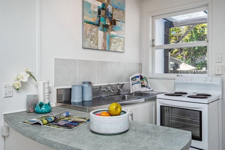 Photo of property in 126 Stredwick Drive, Torbay, Auckland, 0630
