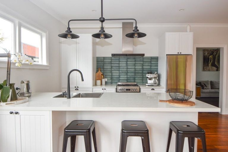 Photo of property in 20 Main Street, Greytown, 5712