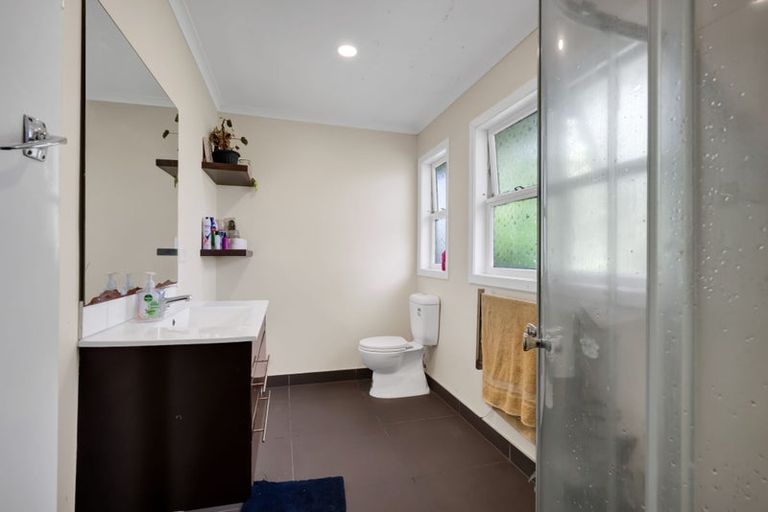 Photo of property in 22a Pukatea Street, Inglewood, 4330