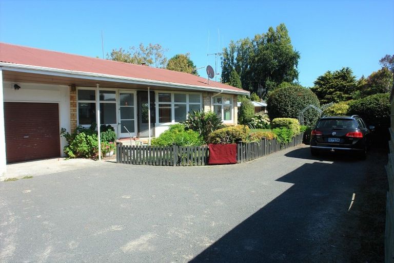 Photo of property in 27b Vardon Road, St Andrews, Hamilton, 3200