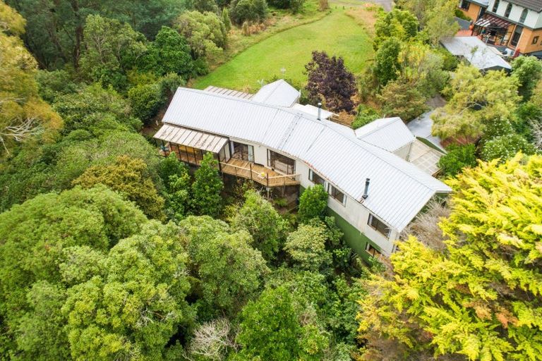 Photo of property in 105 Clifton Terrace, Fitzherbert, Palmerston North, 4410