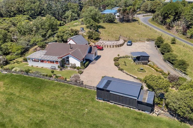 Photo of property in 75 Pipitiwai Drive, Helensville, Kaukapakapa, 0871