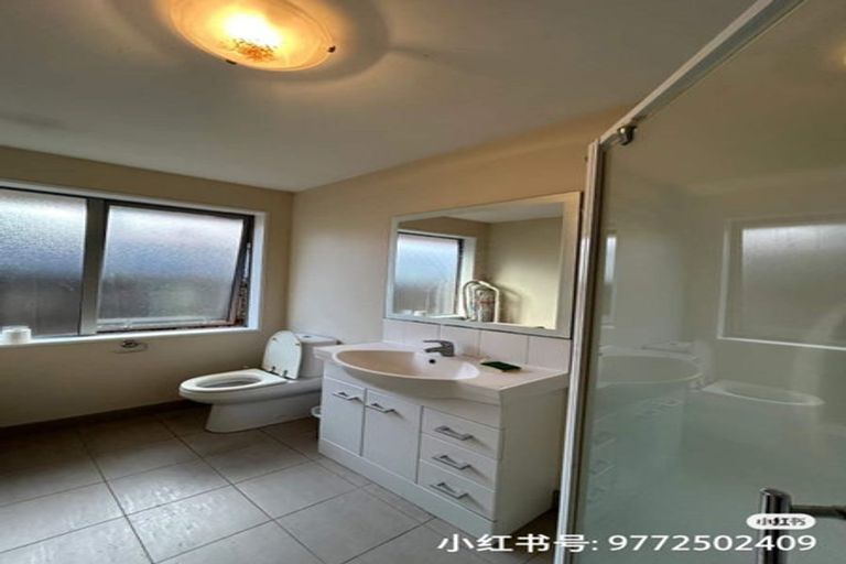 Photo of property in 43 Balgay Street, Upper Riccarton, Christchurch, 8041