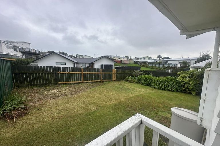 Photo of property in 20b Te Arataura Street, Takapuwahia, Porirua, 5022