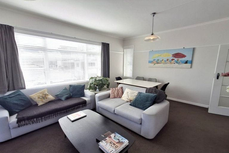 Photo of property in Nissen Court, 11f Hawker Street, Mount Victoria, Wellington, 6011