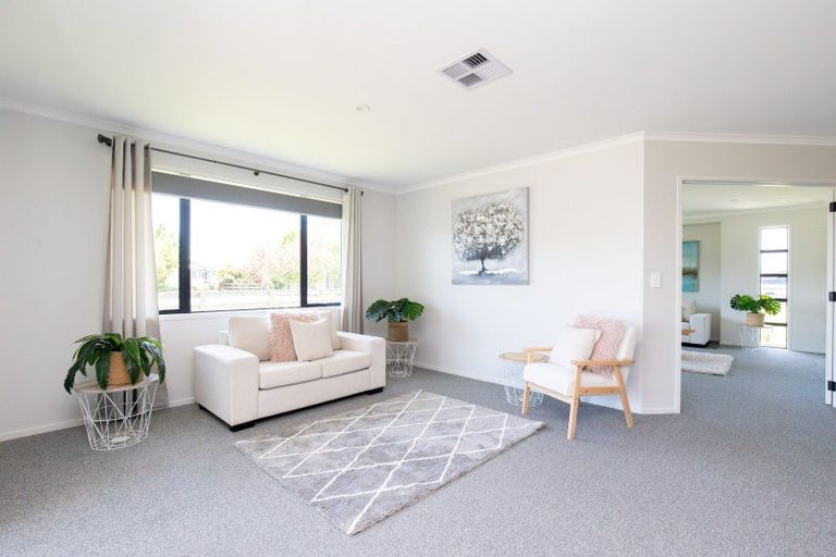 Photo of property in 39 Costello Drive, Ngatea, 3503