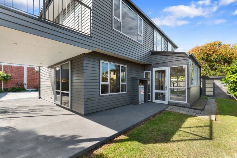 Photo of property in 87 Wairakei Road, Bryndwr, Christchurch, 8053