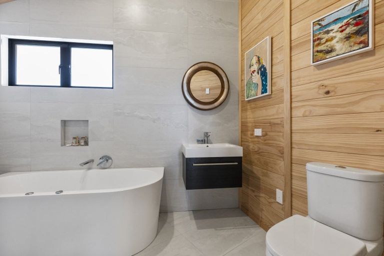 Photo of property in 1 Fern Lane, Ohakune, 4625