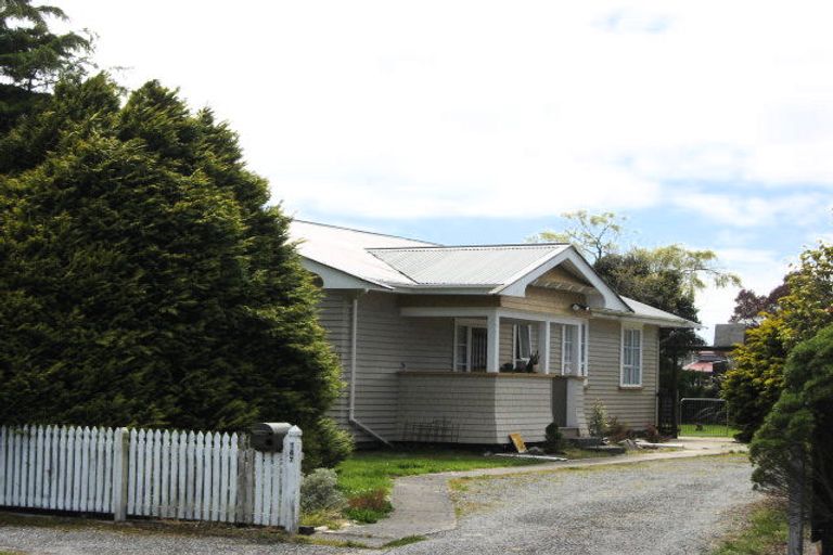 Photo of property in 147 Peel Street, Westport, 7825