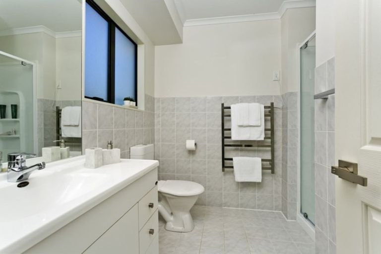 Photo of property in 26 Bushlands Park Drive, Albany, Auckland, 0632