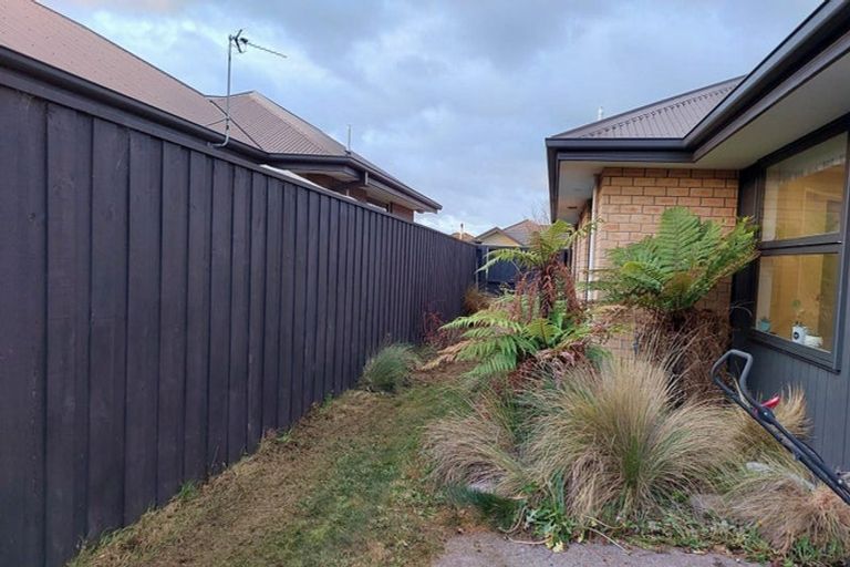 Photo of property in 16 Ragley Way, Rolleston, 7615