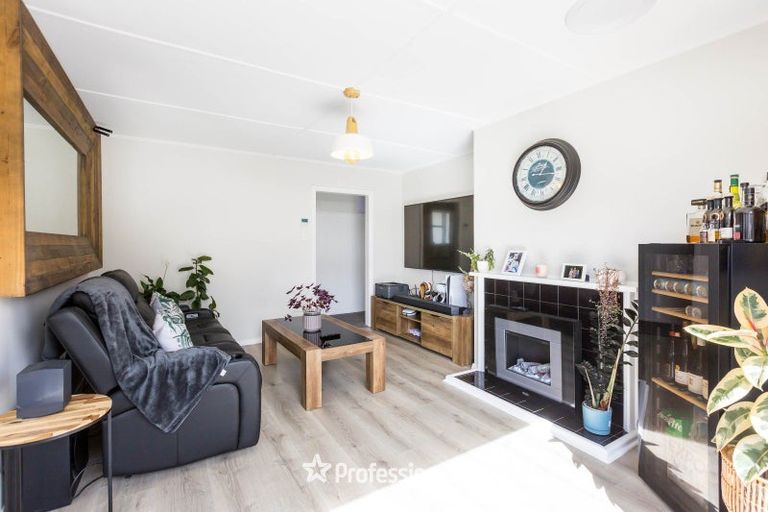 Photo of property in 28b Blenheim Street, Upper Hutt Central, Upper Hutt, 5018