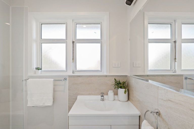 Photo of property in 15 Whitehall Street, Mairehau, Christchurch, 8013