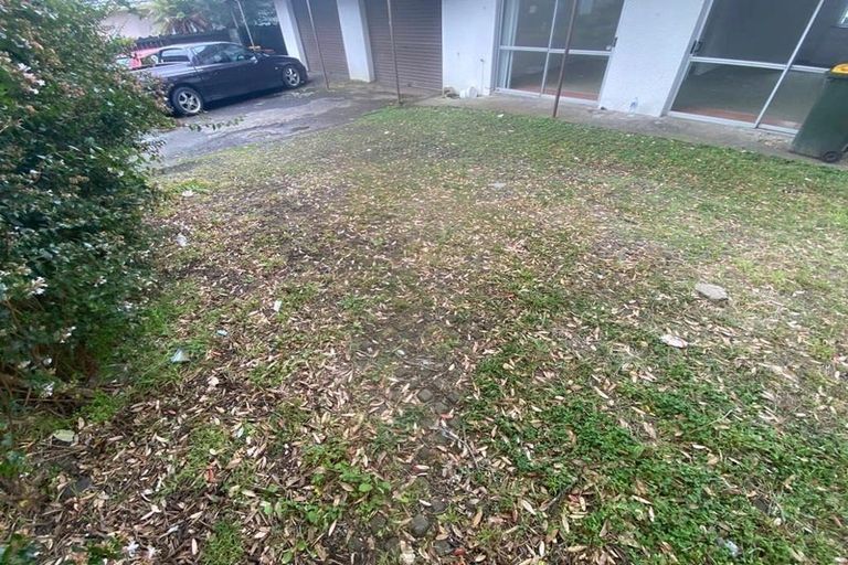 Photo of property in 9a Dennis Road, Papatoetoe, Auckland, 2025