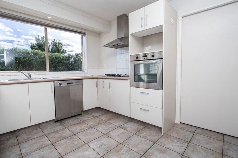 Photo of property in 2 Parkside Drive, Huntington, Hamilton, 3210