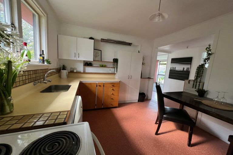 Photo of property in 16 Bradshaw Terrace, Riccarton, Christchurch, 8011