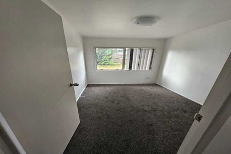 Photo of property in 2/29 Takanini Road, Takanini, 2112