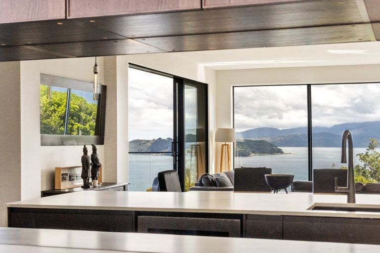 Photo of property in 14 Shalimar Crescent, Khandallah, Wellington, 6035