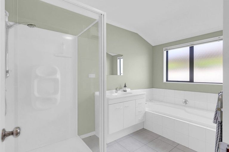 Photo of property in 7 Eclipse Rise, Flagstaff, Hamilton, 3210