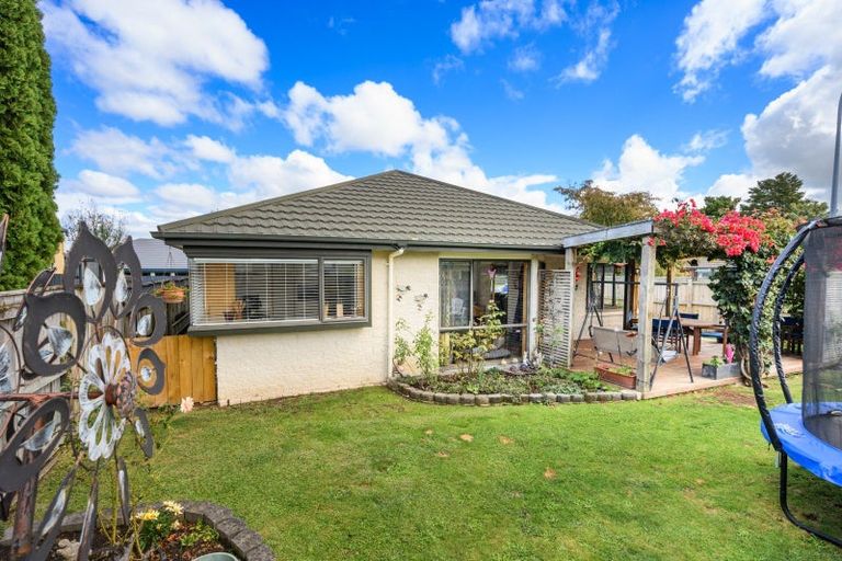 Photo of property in 1 Rose Place, Awapuni, Palmerston North, 4412