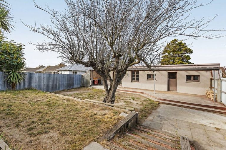 Photo of property in 303 Wainoni Road, Avondale, Christchurch, 8061