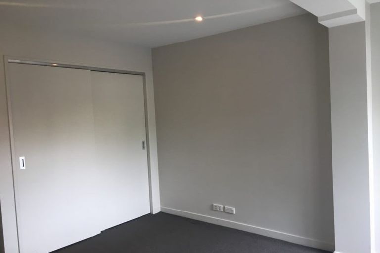 Photo of property in Nouvo Apartments, 21u2f Rugby Street, Mount Cook, Wellington, 6021
