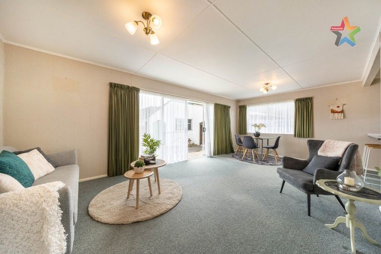 Photo of property in 2/8 Kew Grove, Wainuiomata, Lower Hutt, 5014