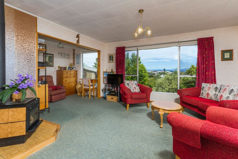 Photo of property in 12 Farnham Drive, Richmond, 7020