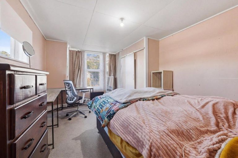 Photo of property in 398 South Road, Caversham, Dunedin, 9012