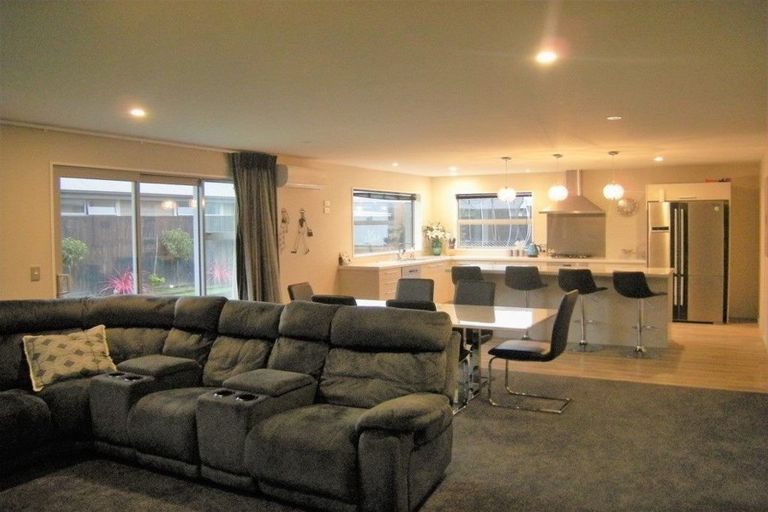 Photo of property in 14 Greenstone Street, Rolleston, 7614