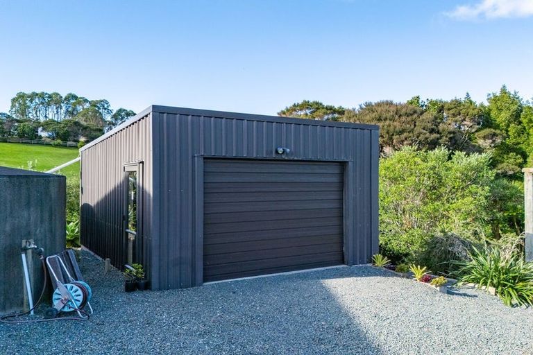 Photo of property in 97 West Ridge Road, Maunu, Whangarei, 0110