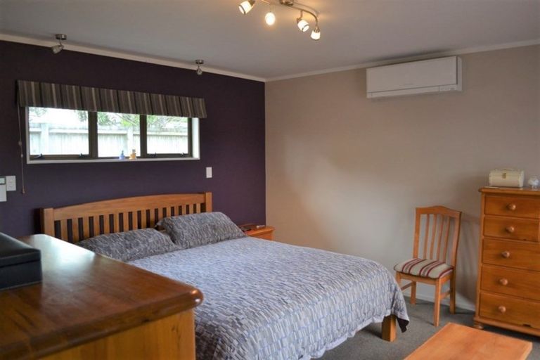Photo of property in 5 The Top Gallant, Whitby, Porirua, 5024