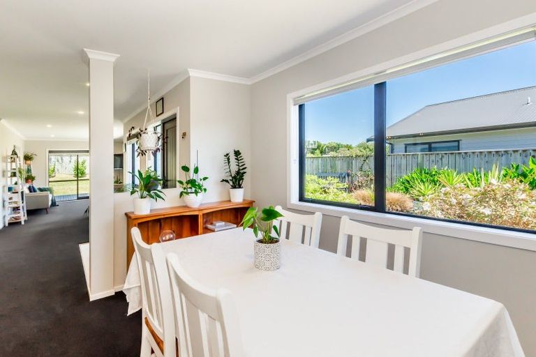 Photo of property in 5 Te Wiremu Lane, Otaki, 5512