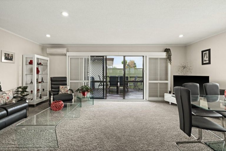 Photo of property in 22a Hinton Road, Taradale, Napier, 4112