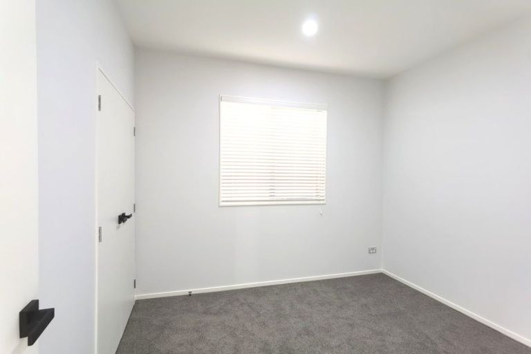Photo of property in 4 Waka Ama Road, Karaka, Papakura, 2113
