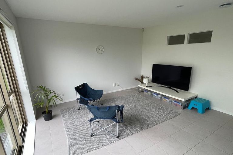 Photo of property in 17 Meteor Place, Schnapper Rock, Auckland, 0632