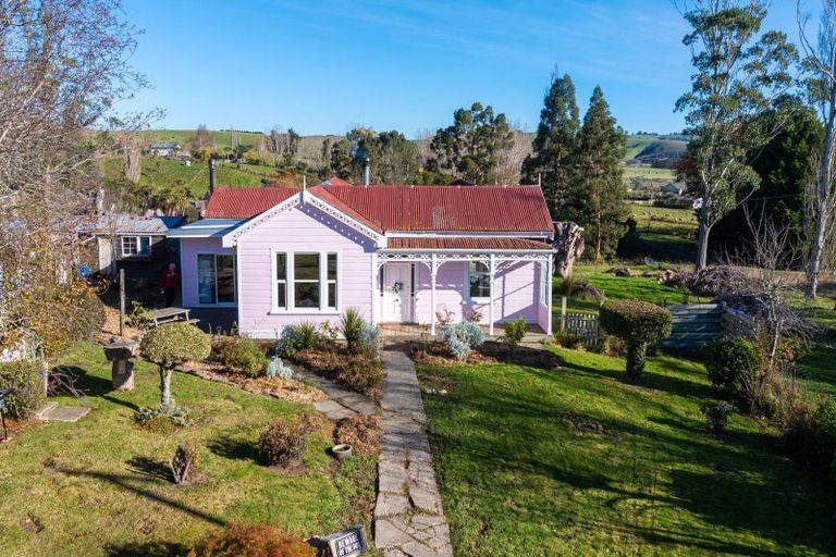 Photo of property in 36 Pensher Street, Waitahuna, Lawrence, 9593