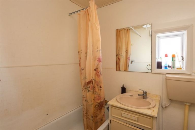 Photo of property in 21 George Street, Riccarton, Christchurch, 8041