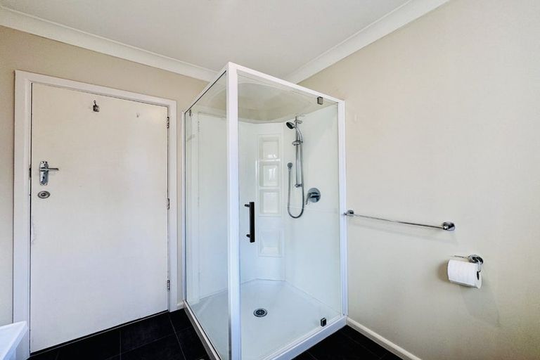 Photo of property in 104 Suva Street, Upper Riccarton, Christchurch, 8041