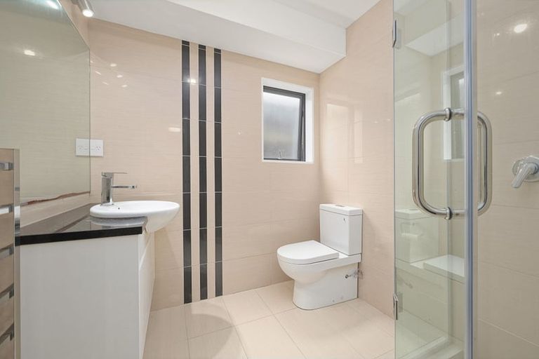 Photo of property in 20 Bannings Way, Hobsonville, Auckland, 0618